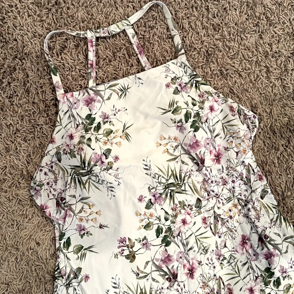 Tankini w/ matching sarong - Picture 4 of 6